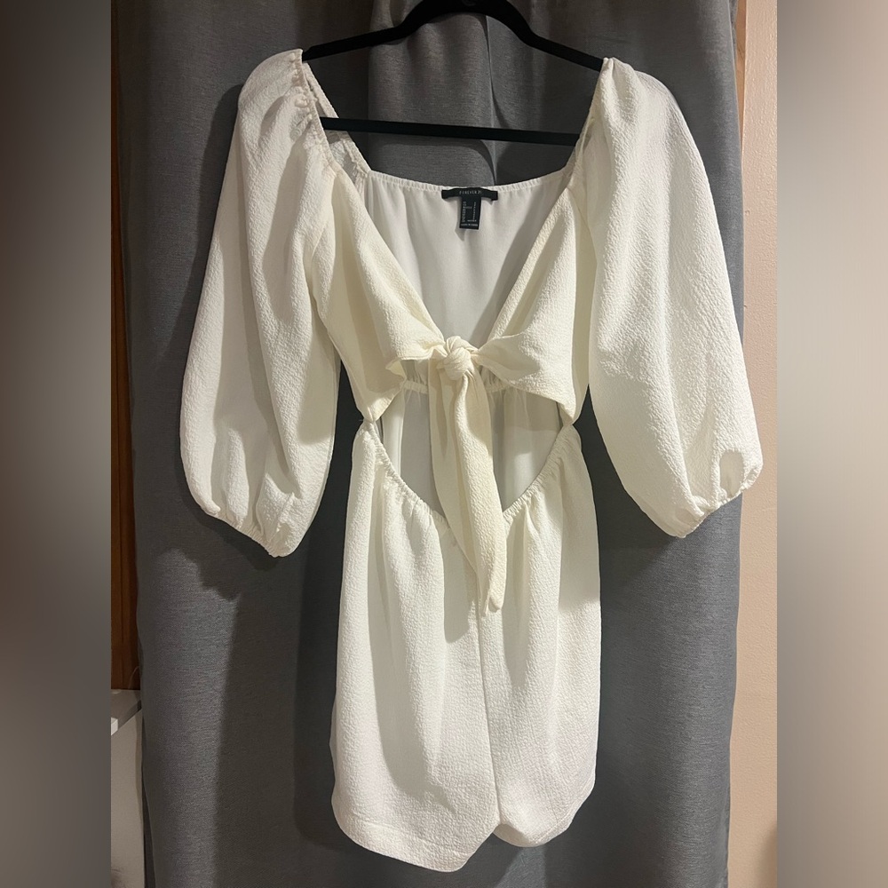 F21 White Romper - size small